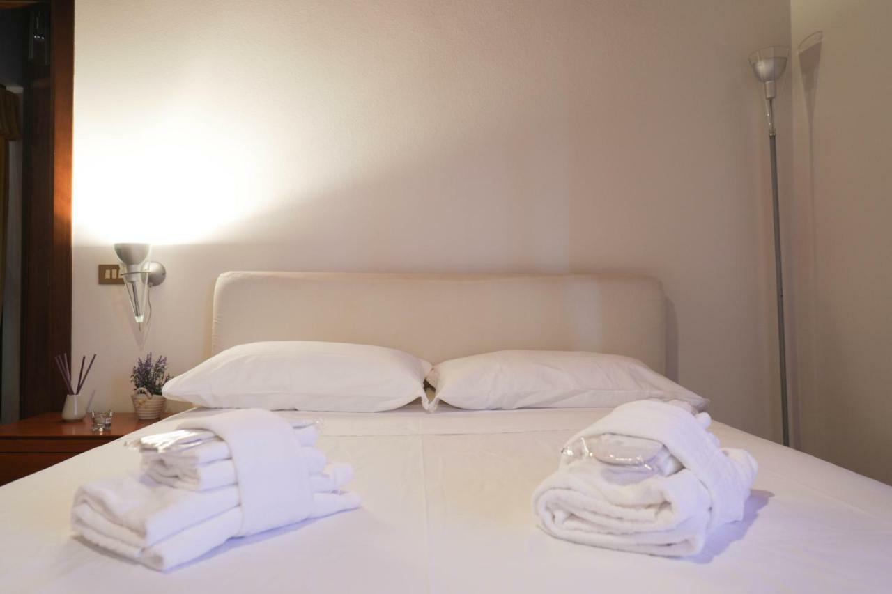 Welc-Om Riviera Venice Stra Extérieur photo